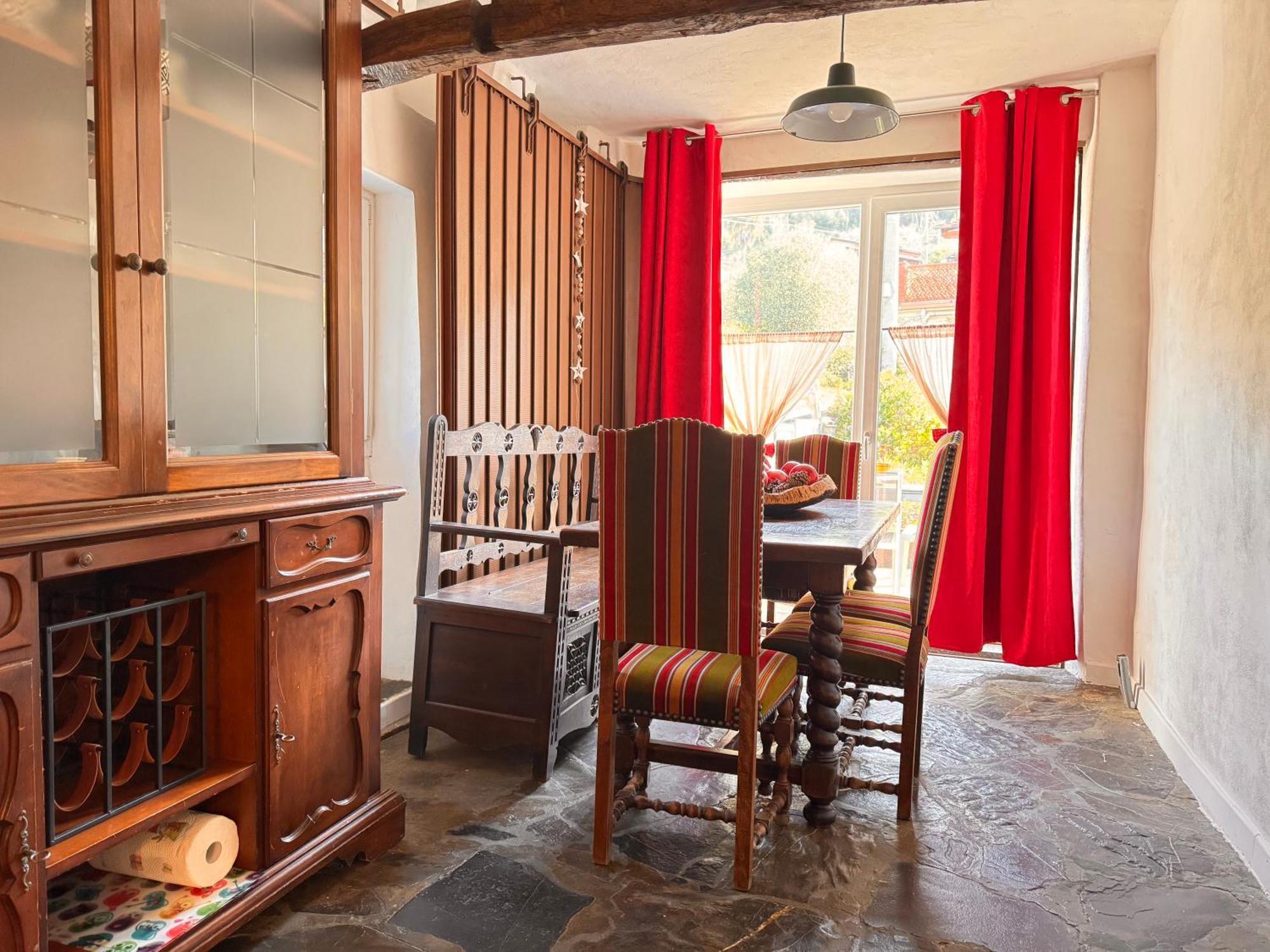 Casa Bisou Italia Wifi Et Parking Free Privato Villa Diano San Pietro Eksteriør bilde