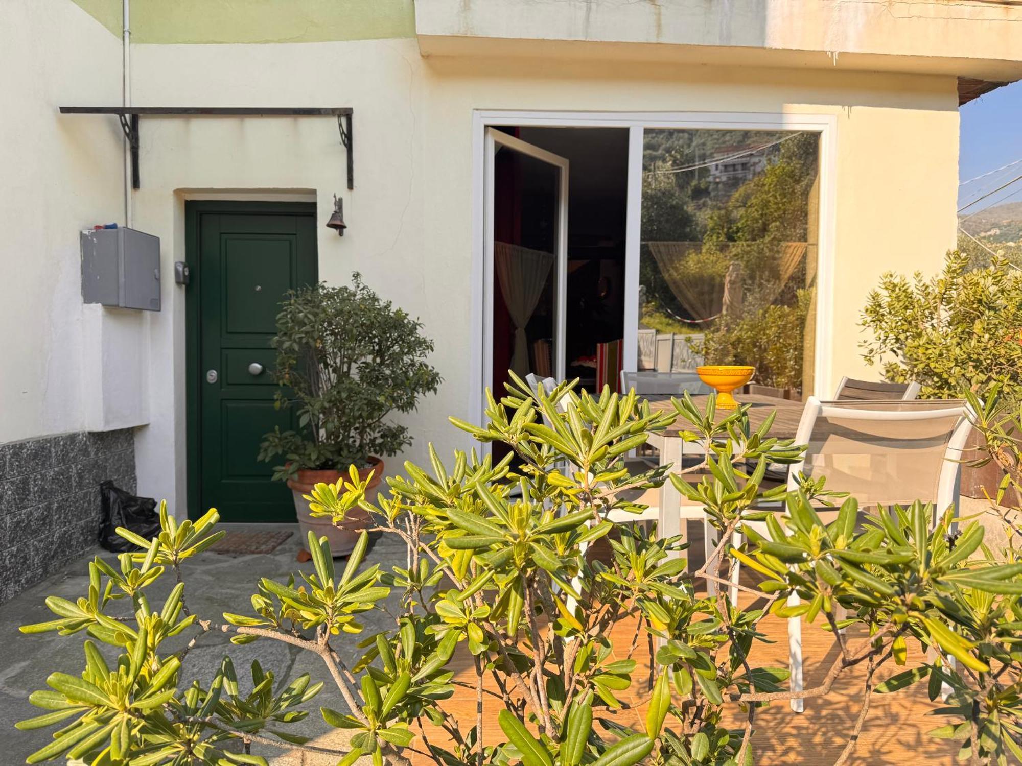 Casa Bisou Italia Wifi Et Parking Free Privato Villa Diano San Pietro Eksteriør bilde