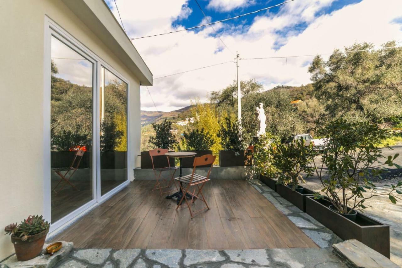 Casa Bisou Italia Wifi Et Parking Free Privato Villa Diano San Pietro Eksteriør bilde