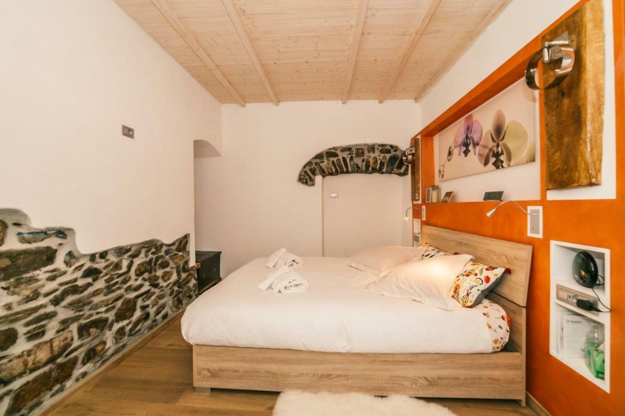 Casa Bisou Italia Wifi Et Parking Free Privato Villa Diano San Pietro Eksteriør bilde