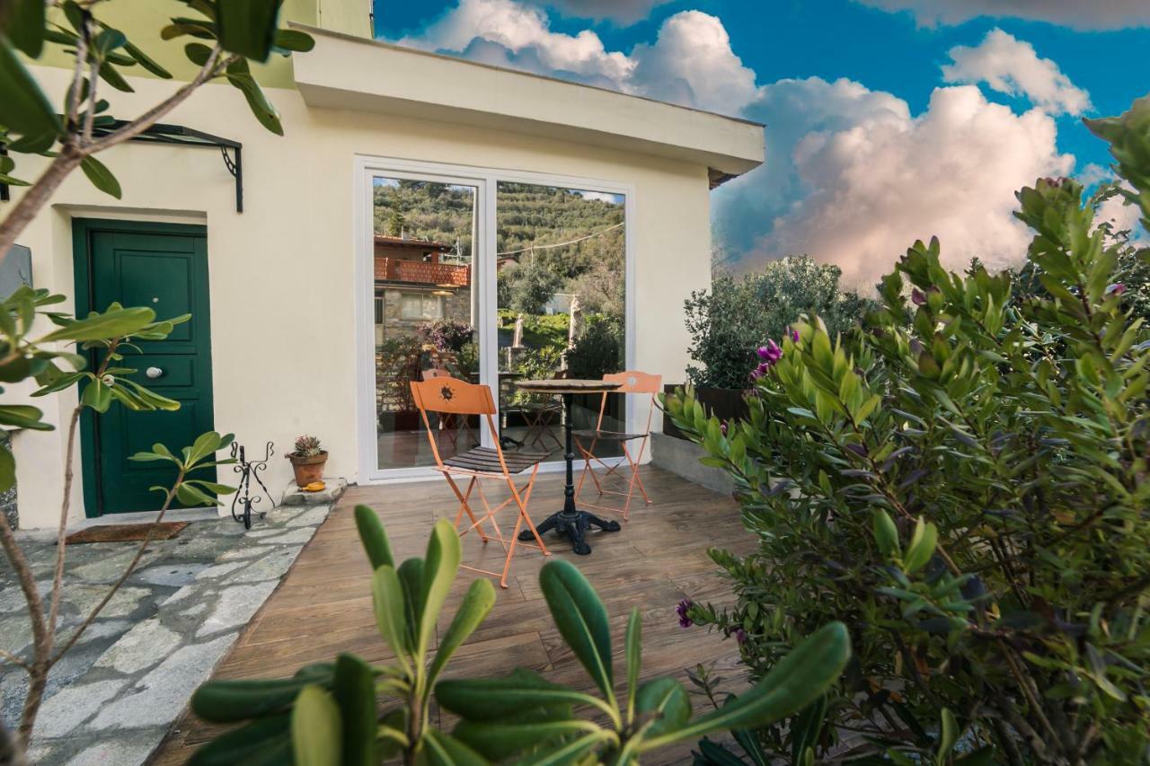 Casa Bisou Italia Wifi Et Parking Free Privato Villa Diano San Pietro Eksteriør bilde